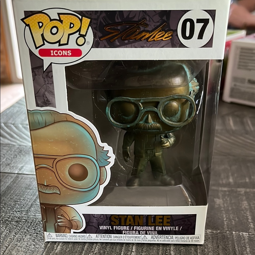 Funko Pop! Icons Metallic Figure Stan Lee #07